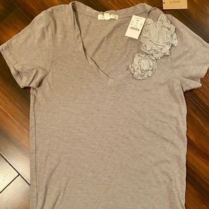 NWT J CREW v-neck tee with flower detail